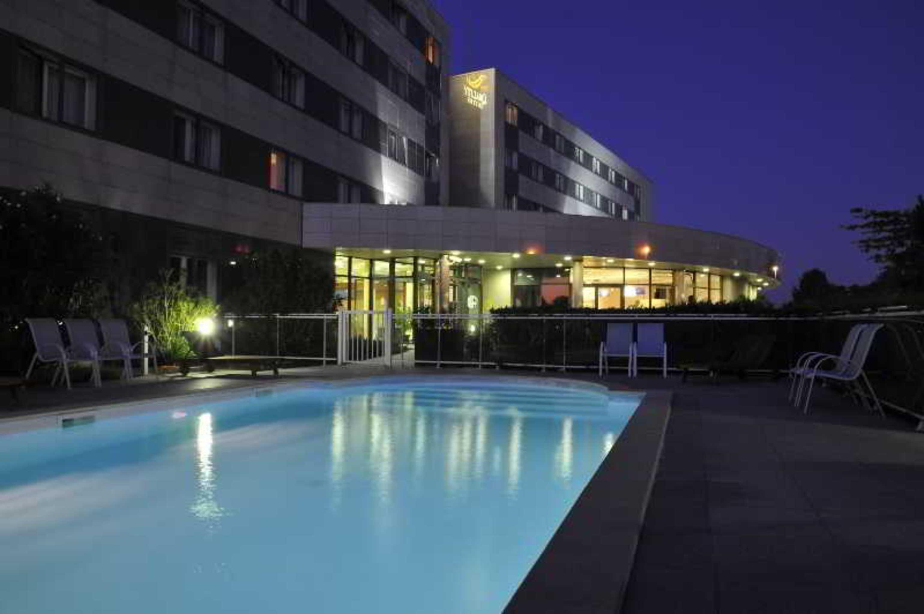 Hotel Le M & Bordeaux Aeroport By & Preference